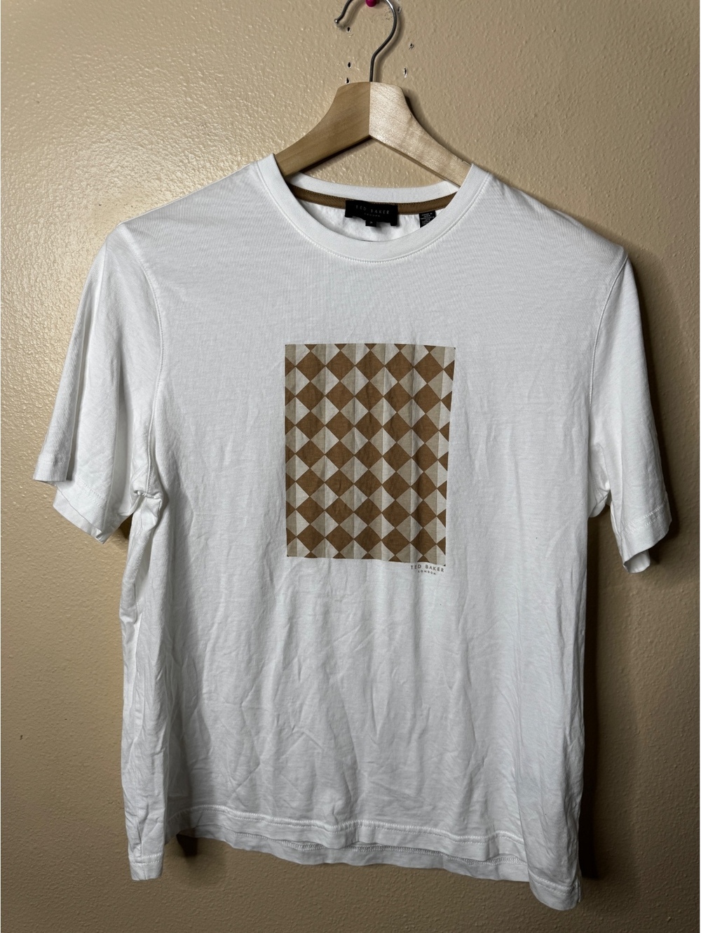 Ted Baker London Men's Graphic Shirt Size 3 White Crewneck Short Sleeve